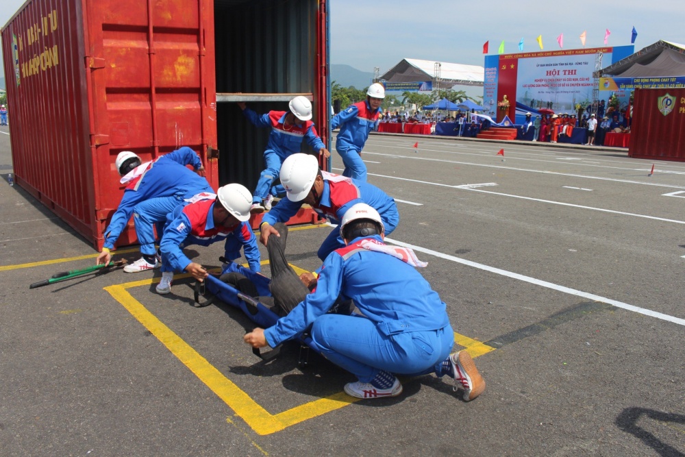 17-NKT-AD-0002: CBNV PVOIL Miền Đông hưởng ứng tham gia Hội thao phòng cháy chữa cháy và cứu nạn cứu hộ tỉnh Bà Rịa - Vũng Tàu ngày 29/9/2023.