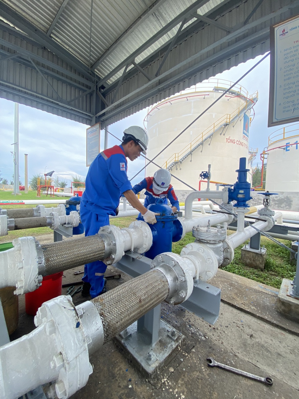 17-NTL-AD-0002: Tổ giao nhận xúc rửa bầu lọc.