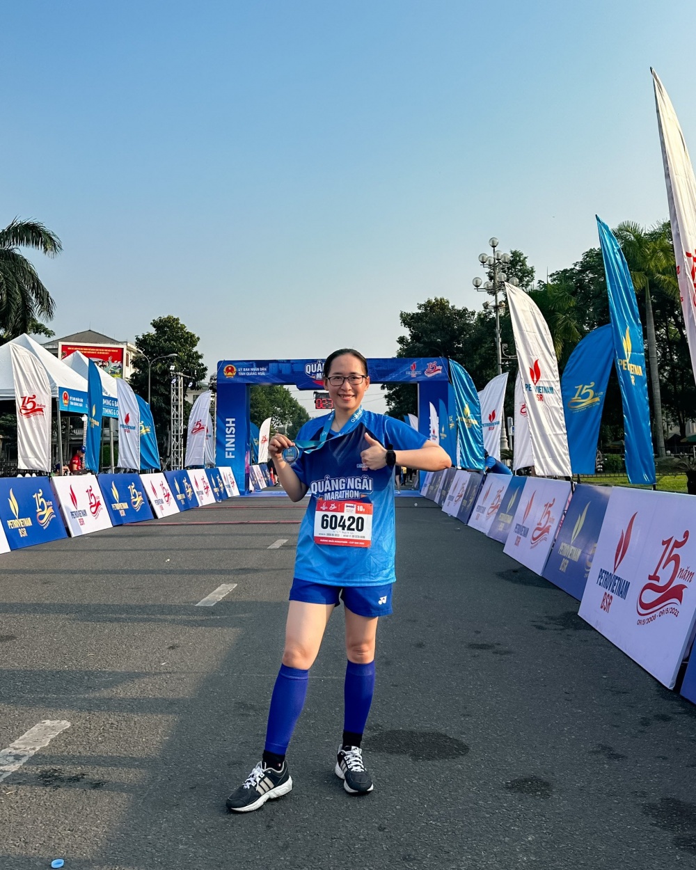 20-BVTU-AB-0001-09: Nữ nhân viên Bùi Vy Tố Uyên - Nhân viên Phòng Thương mại PTSC Quảng Ngãi. 20-BVTU-AB-0001-09: Nữ nhân viên Bùi Vy Tố Uyên - Nhân viên Phòng Thương mại PTSC Quảng Ngãi.