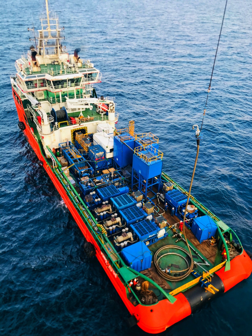 Tác phẩm dự thi 'Petrovietnam trong tôi': Bộ ảnh : “Công tác thực hiện nứt vỉa thủy lực để tăng cường khai thác dầu”, tác giả Phạm Minh Cường (Vietsvovpetro) Tác phẩm dự thi 'Petrovietnam trong tôi': Bộ ảnh : “Công tác thực hiện nứt vỉa thủy lực để tăng cường khai thác dầu”, tác giả Phạm Minh Cường (Vietsvovpetro)