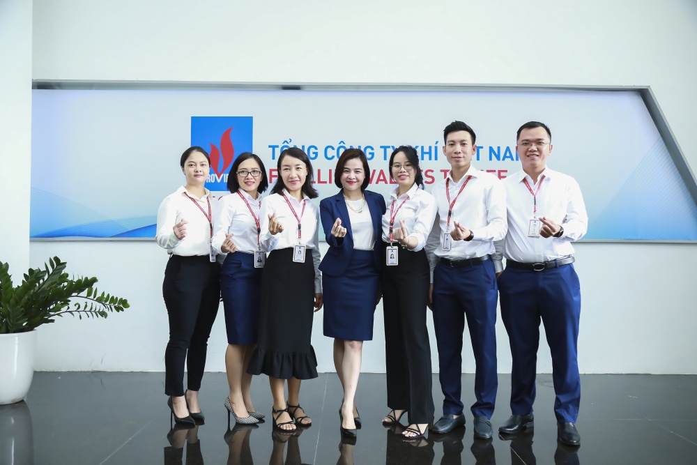 16-TDNC-AB-0001-02: Team Tài chính trong công tác chuẩn bị Đại hội cổ đông.