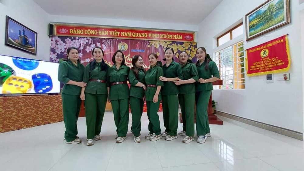 11-TTBD-AB-0002-02: Khi chúng tôi vào vai diễn là những cô bộ đội trong chương trình văn nghệ Xuân Dầu Khí 2023.