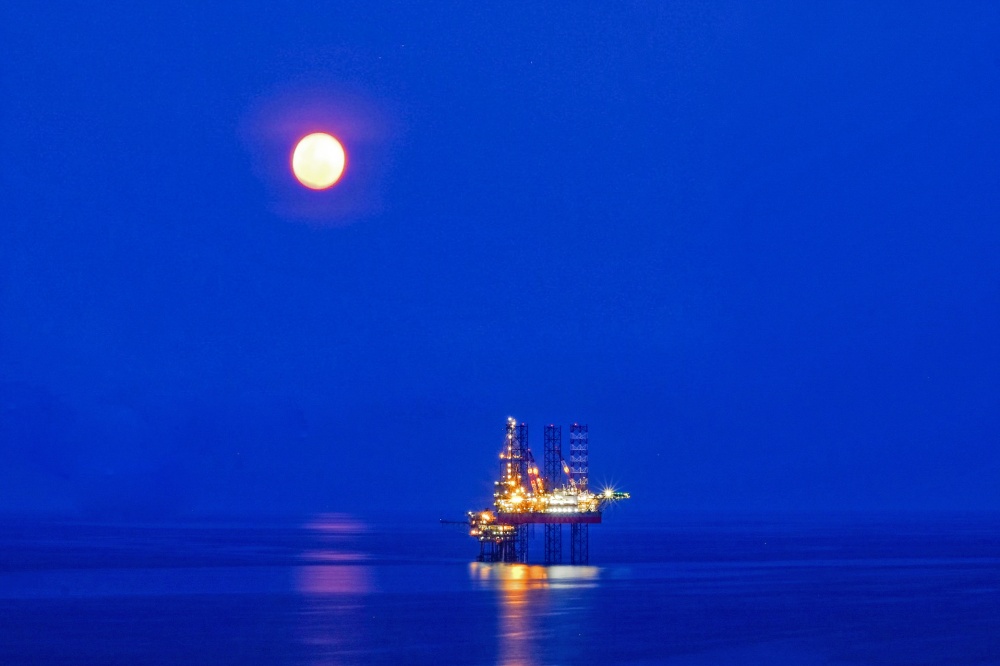 Tác phẩm dự thi 'Petrovietnam trong tôi': Các ảnh đơn lần 1 của tác giả Vương Hữu Quốc Thái (Vietsovpetro) Tác phẩm dự thi 'Petrovietnam trong tôi': Các ảnh đơn lần 1 của tác giả Vương Hữu Quốc Thái (Vietsovpetro)