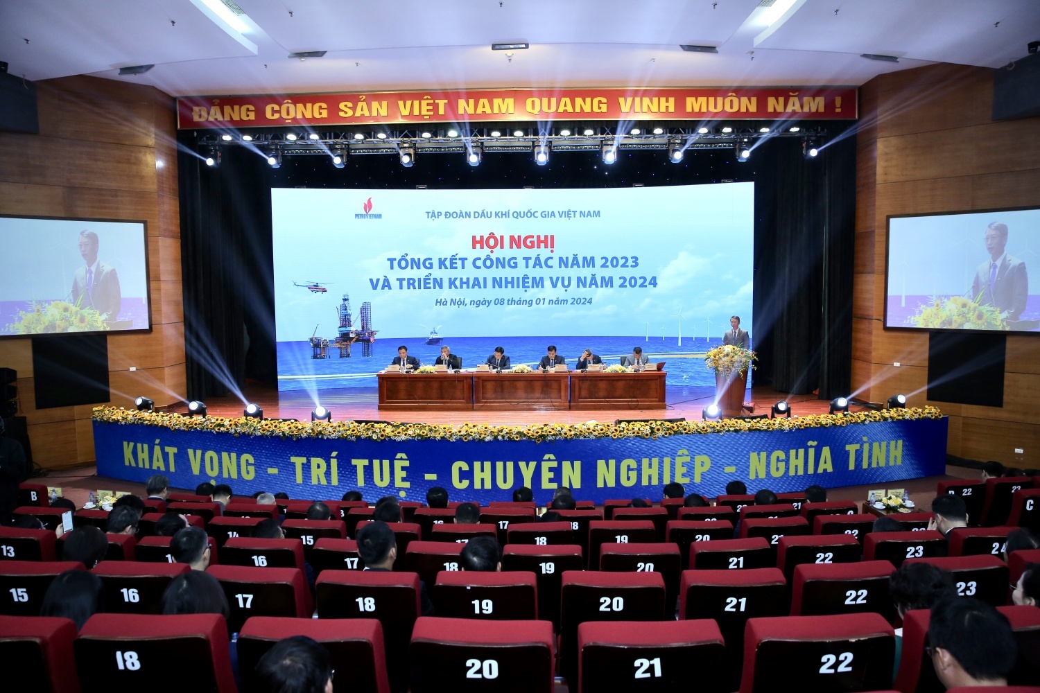 Toàn cảnh Hội nghị Toàn cảnh Hội nghị