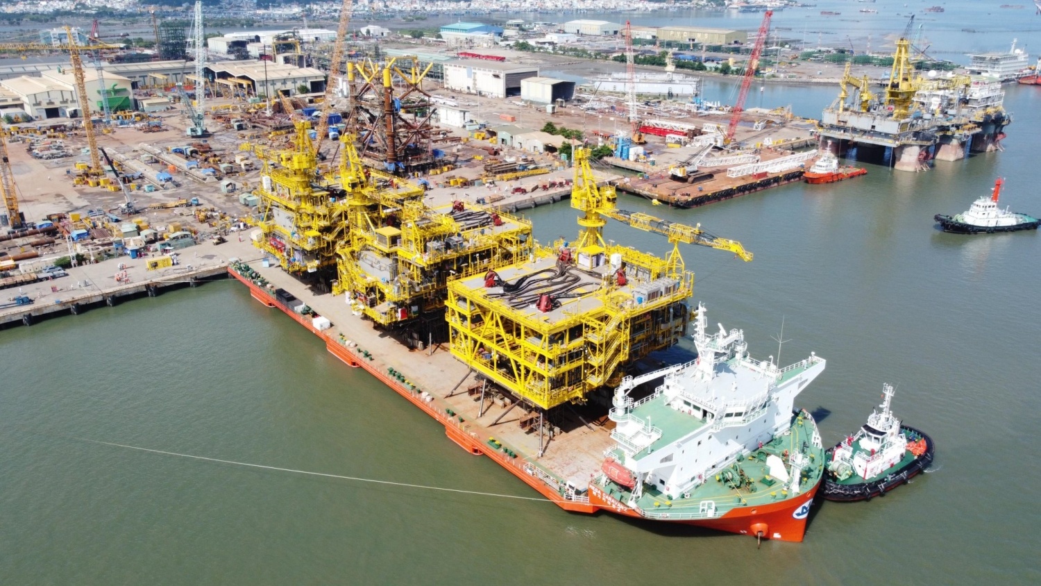 PTSC M&C bàn giao 3 giàn đầu giếng Dự án Gallaf giai đoạn 1 cho Chủ đầu tư North Oil Company (NOC). PTSC M&C bàn giao 3 giàn đầu giếng Dự án Gallaf giai đoạn 1 cho Chủ đầu tư North Oil Company (NOC).