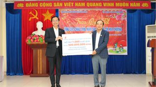 Petrovietnam mang xuân ấm đến cho trẻ em có hoàn cảnh khó khăn tại TP Hải Phòng