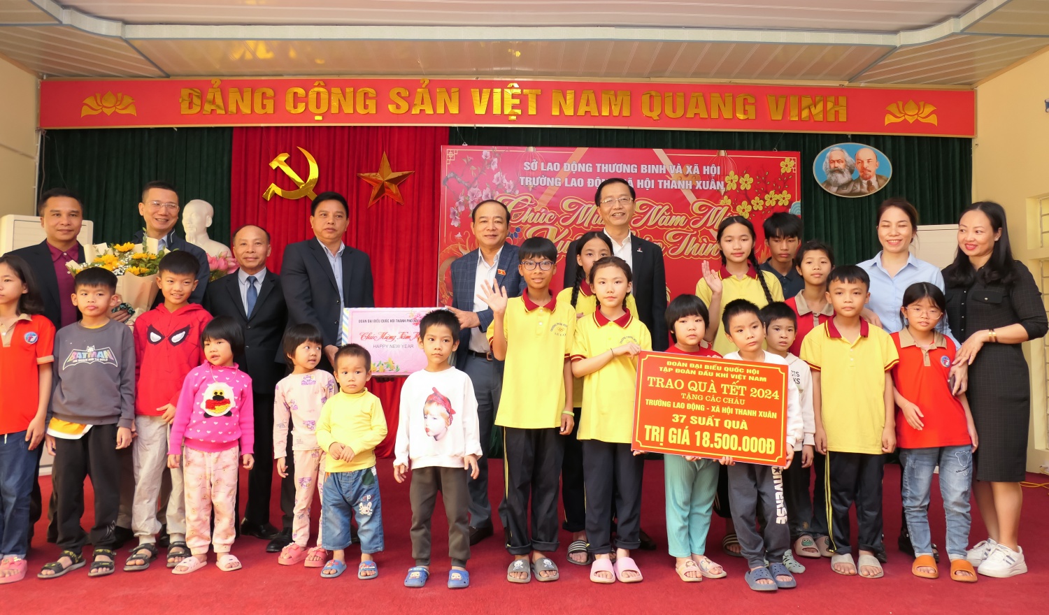 Petrovietnam thực hiện công tác an sinh xã hội tại Hải Phòng Petrovietnam thực hiện công tác an sinh xã hội tại Hải Phòng