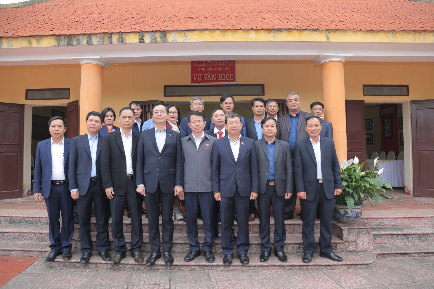 Petrovietnam/PVTrans trao hỗ trợ xây dựng nhà chức năng Trường Tiểu học Hải Anh (Nam Định) Petrovietnam/PVTrans trao hỗ trợ xây dựng nhà chức năng Trường Tiểu học Hải Anh (Nam Định)