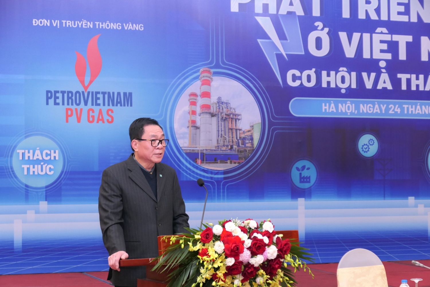 Tìm giải pháp tháo gỡ vướng mắc phát triển điện khí LNG ở Việt Nam Tìm giải pháp tháo gỡ vướng mắc phát triển điện khí LNG ở Việt Nam