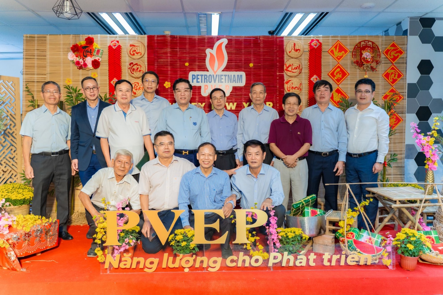 PVEP ra mắt Chi nhánh và gặp mặt nguyên lãnh đạo PVEP qua các thời kỳ khu vực phía Nam PVEP ra mắt Chi nhánh và gặp mặt nguyên lãnh đạo PVEP qua các thời kỳ khu vực phía Nam