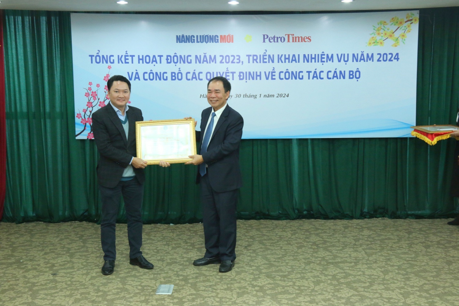 Tạp chí Năng lượng Mới - PetroTimes tổng kết hoạt động năm 2023, triển khai nhiệm vụ năm 2024 Tạp chí Năng lượng Mới PetroTimes tổng kết hoạt động năm 2023, triển khai nhiệm vụ năm 2024