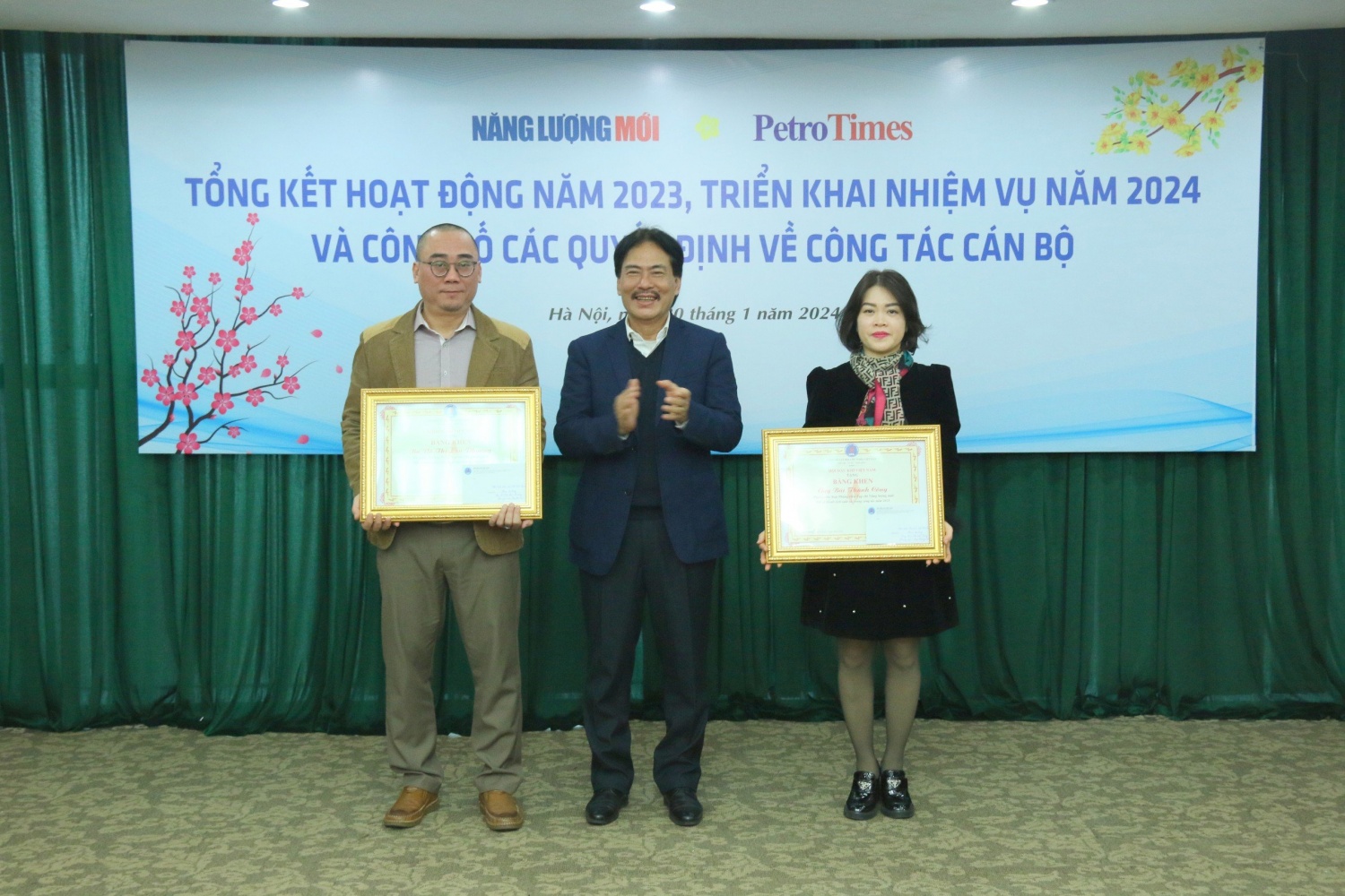 Tạp chí Năng lượng Mới - PetroTimes tổng kết hoạt động năm 2023, triển khai nhiệm vụ năm 2024 Tạp chí Năng lượng Mới PetroTimes tổng kết hoạt động năm 2023, triển khai nhiệm vụ năm 2024