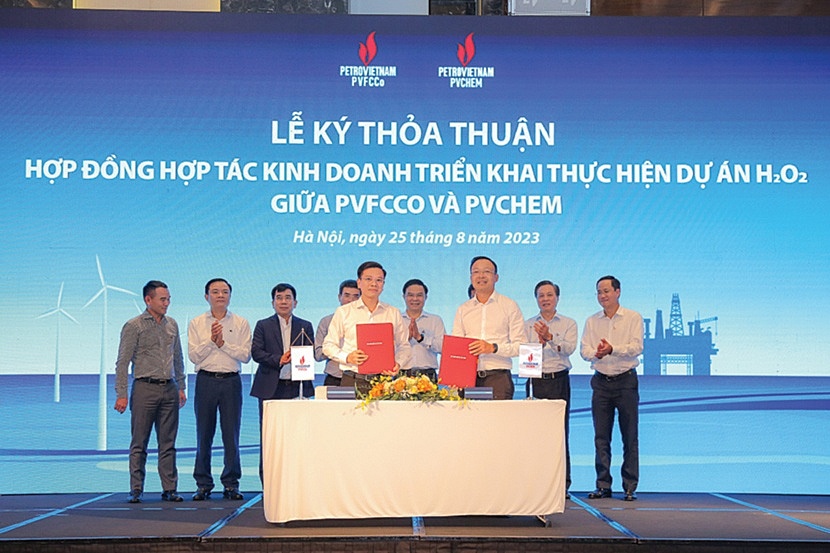 PVChem - Dấu ấn tuổi 33 PVChem - Dấu ấn tuổi 33