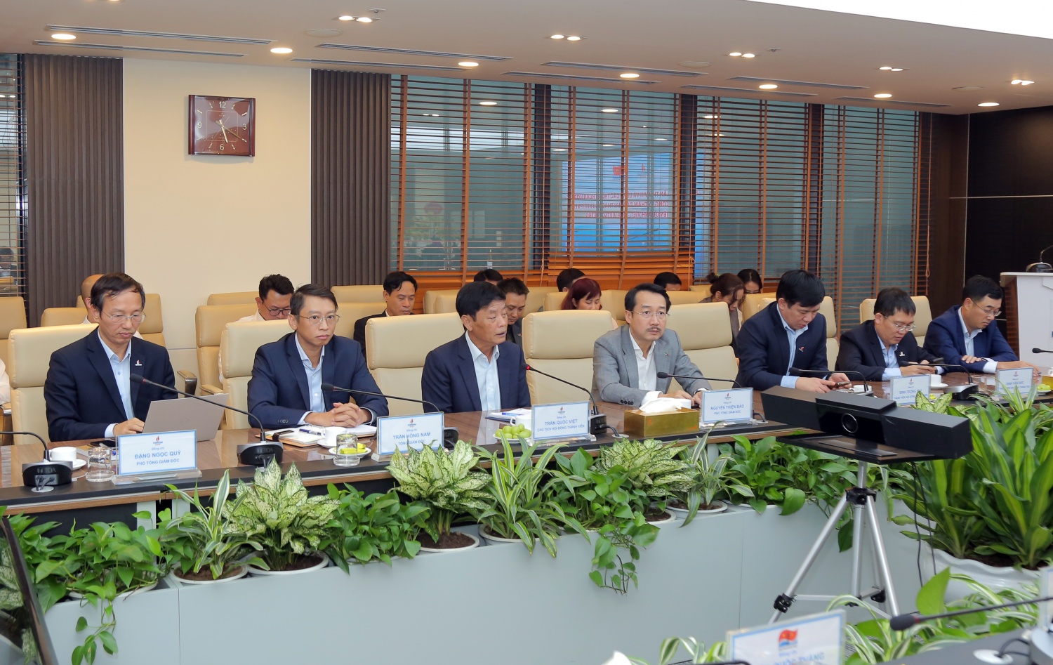 PVEP và Vietsovpetro tăng cường hợp tác trong lĩnh vực E&P PVEP và Vietsovpetro tăng cường hợp tác trong lĩnh vực E&P