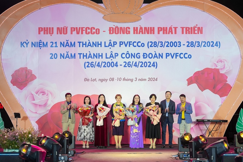 Sôi nổi và ý nghĩa chương trình “Phụ nữ PVFCCo – Đồng hành phát triển” Sôi nổi và ý nghĩa chương trình “Phụ nữ PVFCCo – Đồng hành phát triển”