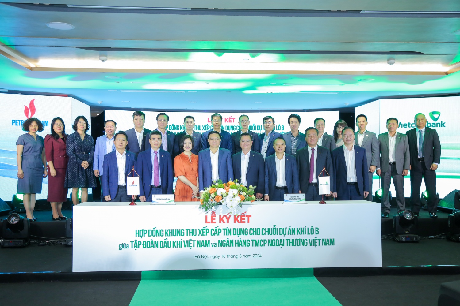 Petrovietnam và Vietcombank ký kết hợp đồng khung thu xếp cấp tín dụng cho chuỗi dự án khí điện Lô B Petrovietnam và Vietcombank ký kết hợp đồng khung thu xếp cấp tín dụng cho chuỗi dự án khí điện Lô B