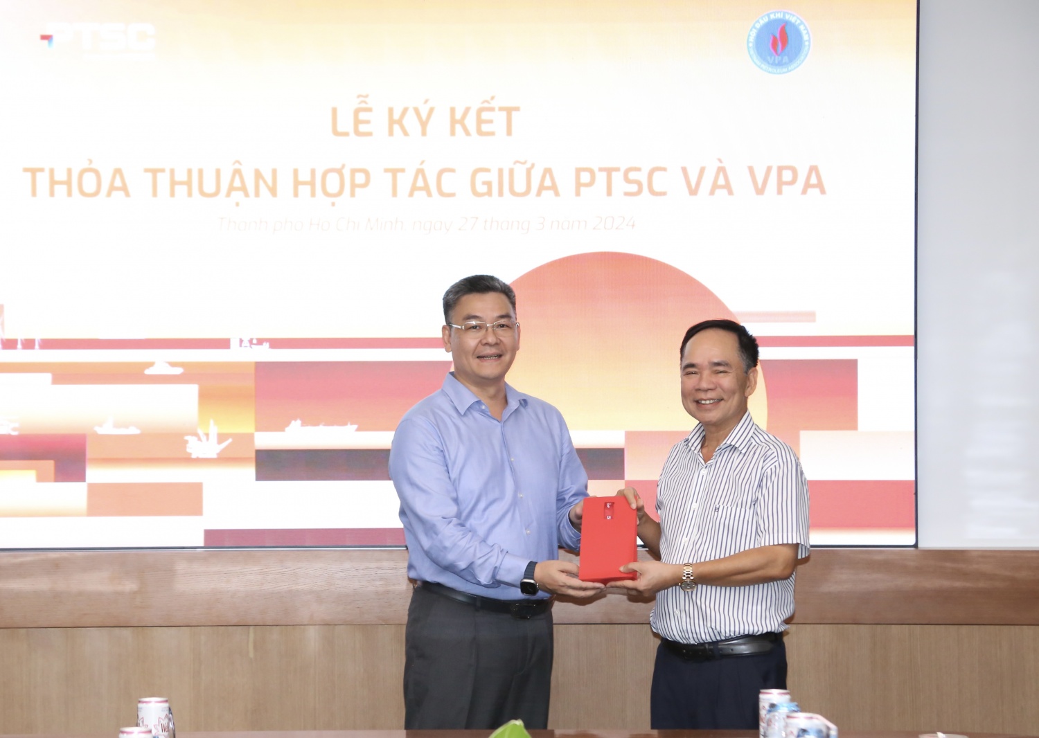 Hội DKVN và PTSC hướng đến mục tiêu cùng phát triển Hội DKVN và PTSC ký kết Thỏa thuận hợp tác: Hướng đến mục tiêu cùng phát triển