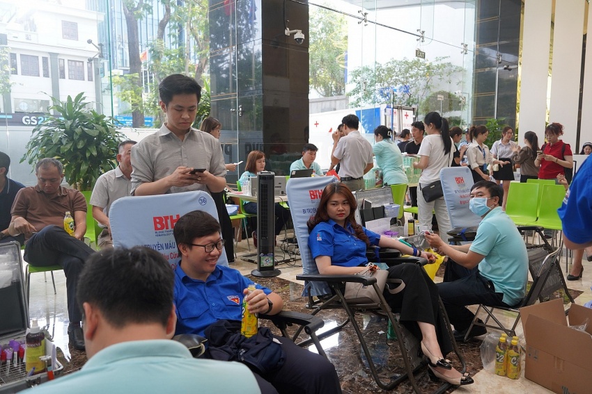 Ngày hội hiến máu “Nhiệt huyết người Dầu khí” tại trụ sở PVFCCo Ngày hội hiến máu nhân đạo “Nhiệt huyết người Dầu khí” tại trụ sở PVFCCo
