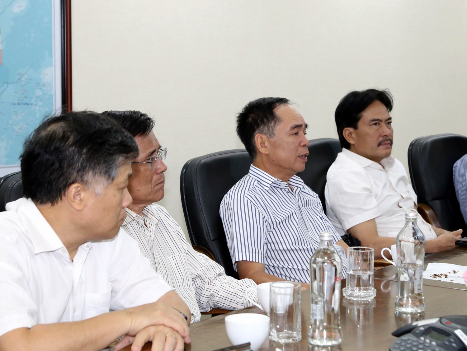Đoàn Công tác Hội DKVN làm việc với Phú Quốc POC, Biển Đông POC Đoàn công tác Hội DKVN làm việc với PQPOC, BIENDONG POC