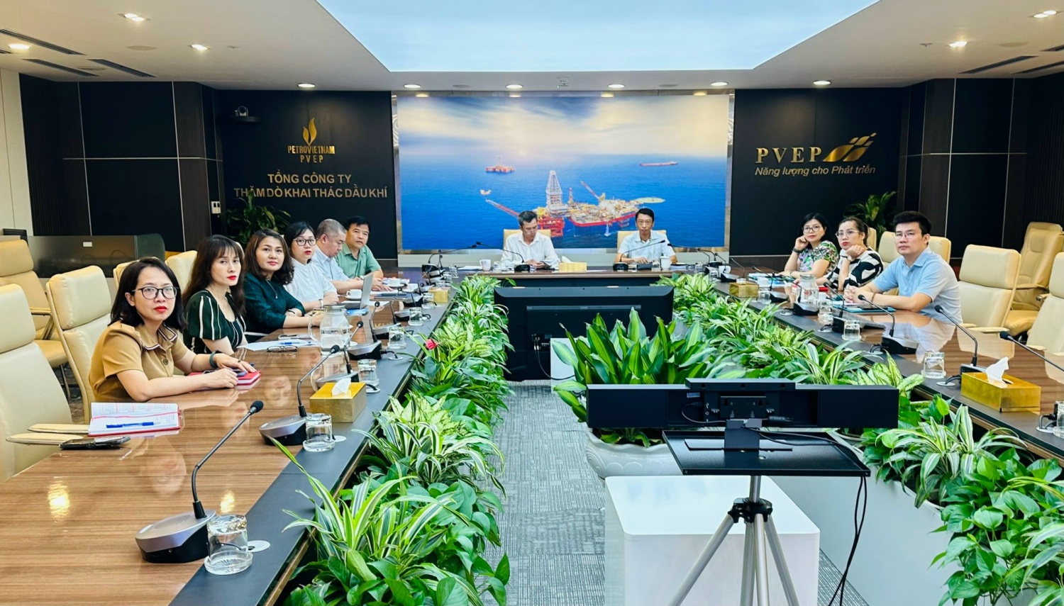 Petrovietnam nâng tầm văn hóa phối hợp thực thi công việc Petrovietnam nâng tầm văn hóa phối hợp thực thi công việc