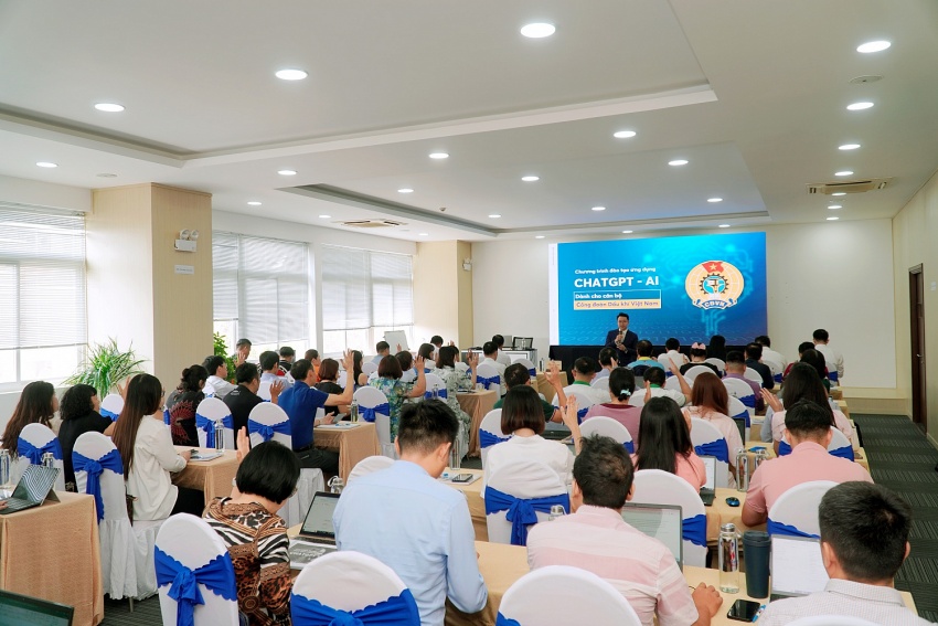 CĐ DKVN tổ chức tập huấn “Ứng dụng Chat GPT trong hoạt động công đoàn” CĐ DKVN tổ chức tập huấn
