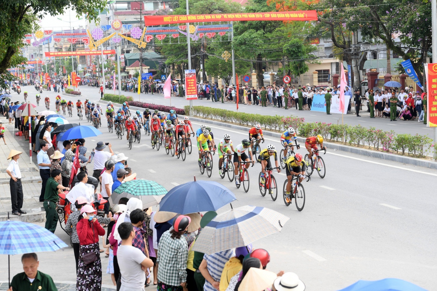 Petrovietnam đồng hành cùng Cuộc đua xe đạp “Về Điện Biên Phủ - 2024, Cúp Báo Quân đội nhân dân” Petrovietnam đồng hành cùng Cuộc đua xe đạp “Về Điện Biên Phủ - 2024, Cúp Báo Quân đội nhân dân”