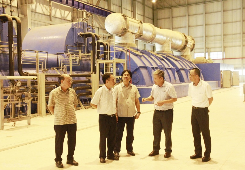 Hội Dầu khí Việt Nam làm việc với Hội Dầu khí Tây Đô, thăm NMNĐ Sông Hậu 1 Hội Dầu khí Việt Nam làm việc với Hội Dầu khí Tây Đô, thăm NMNĐ Sông Hậu 1