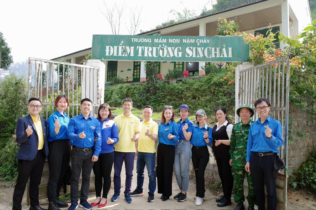 Đoàn thanh niên tổ chức đi thiện tại điểm Trường mầm non Nậm Chảy - Mường Khương - Lào Cai đầu năm 2024 Đoàn thanh niên tổ chức đi thiện tại điểm Trường mầm non Nậm Chảy - Mường Khương - Lào Cai đầu năm 2024