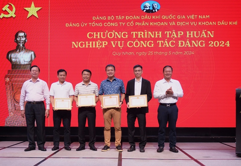 PV Drilling tập huấn công tác Đảng kết hợp về nguồn năm 2024 PV Drilling tập huấn công tác Đảng kết hợp về nguồn năm 2024