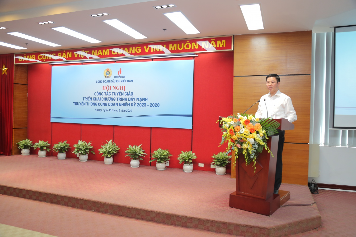 Công đoàn Dầu khí Việt Nam: Đẩy mạnh, nâng cao hiệu quả công tác truyền thông công đoàn Công đoàn Dầu khí Việt Nam: Đẩy mạnh, nâng cao hiệu quả công tác truyền thông công đoàn