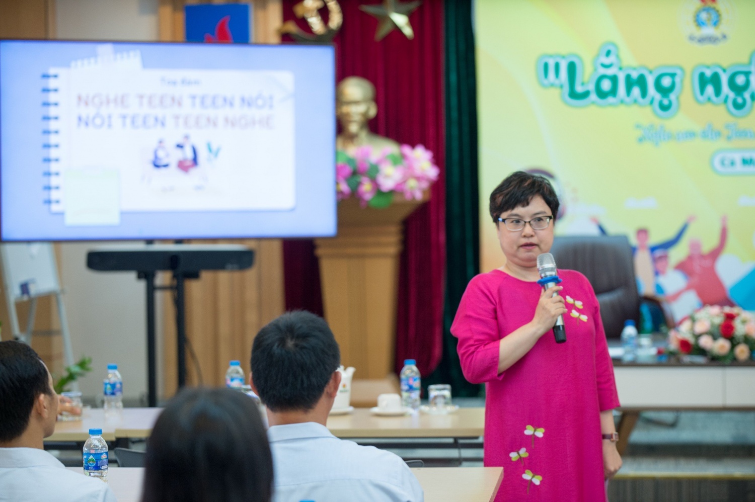 PVCFC đồng hành cùng cha mẹ trên hành trình “Lắng nghe Teen nói” PVCFC đồng hành cùng cha mẹ trên hành trình “Lắng nghe Teen nói”