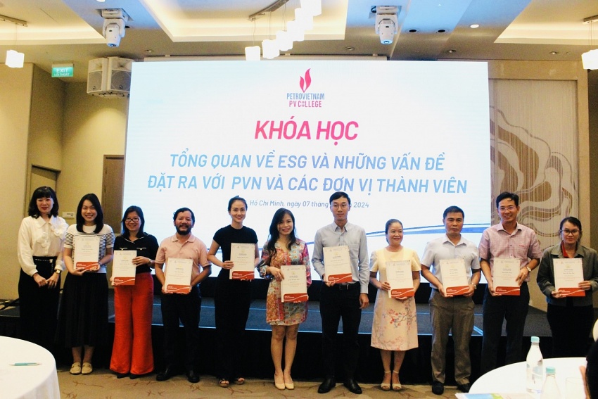 Petrovietnam tổ chức khóa đào tạo thứ hai về ESG cho CBCNV năm 2024 Petrovietnam tổ chức khóa đào tạo thứ hai về ESG cho CBCNV năm 2024