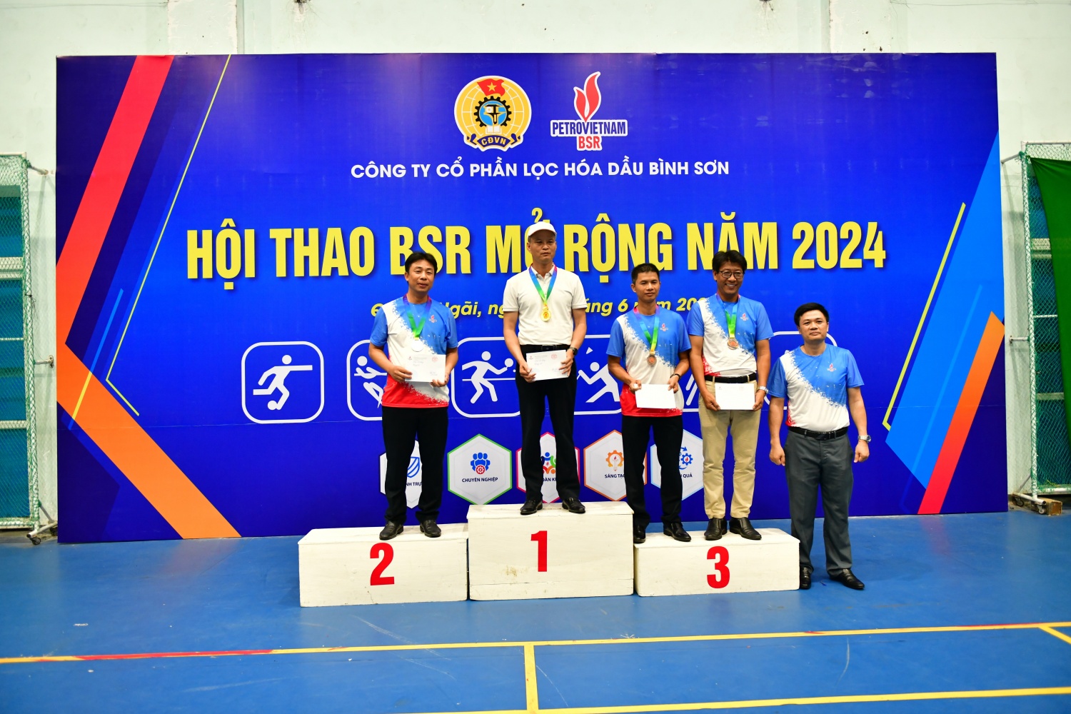 Tổng kết, trao giải Hội thao BSR mở rộng năm 2024 Tổng kết, trao giải Hội thao BSR mở rộng năm 2024