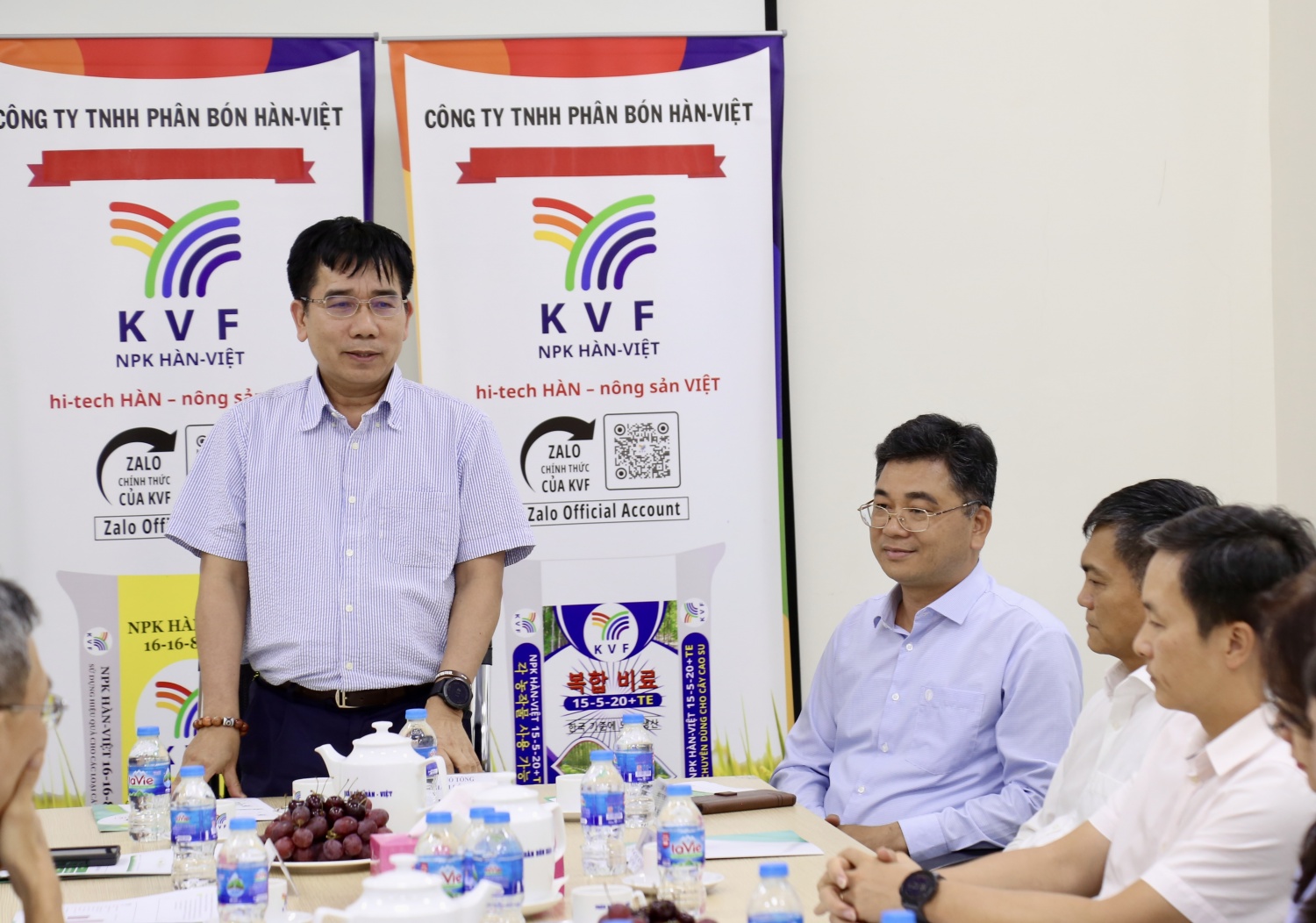 Đoàn công tác Petrovietnam làm việc tại Công ty Phân bón Hàn Việt Đoàn công tác Petrovietnam làm việc tại Công ty Phân bón Hàn Việt