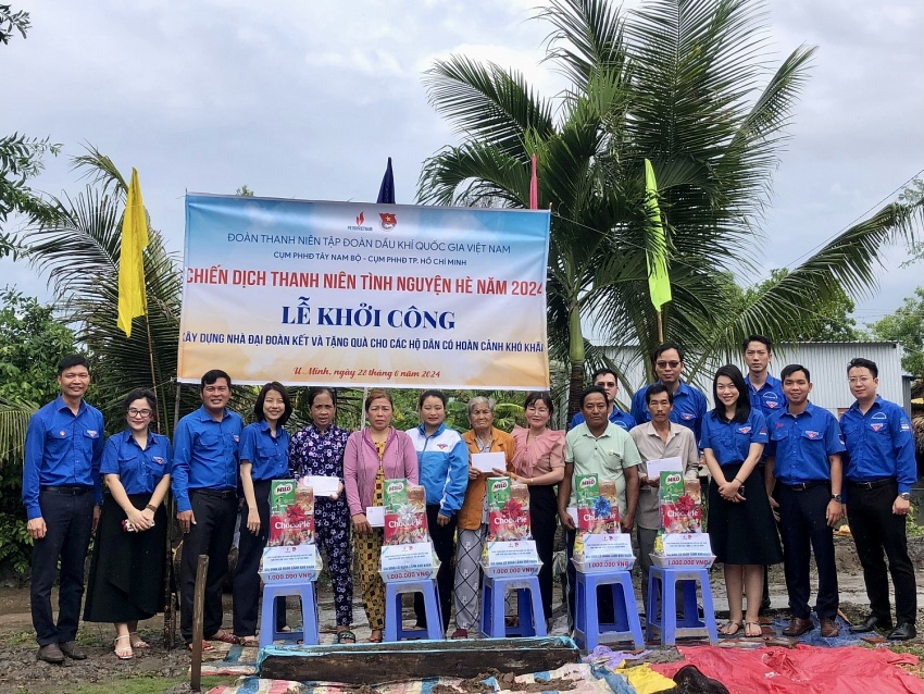 Cụm phối hợp hoạt động Tây Nam Bộ và TP Hồ Chí Minh ra quân Chiến dịch Thanh niên tình nguyện hè 2024 Cụm phối hợp hoạt động Tây Nam Bộ và TP Hồ Chí Minh ra quân Chiến dịch Thanh niên tình nguyện hè 2024