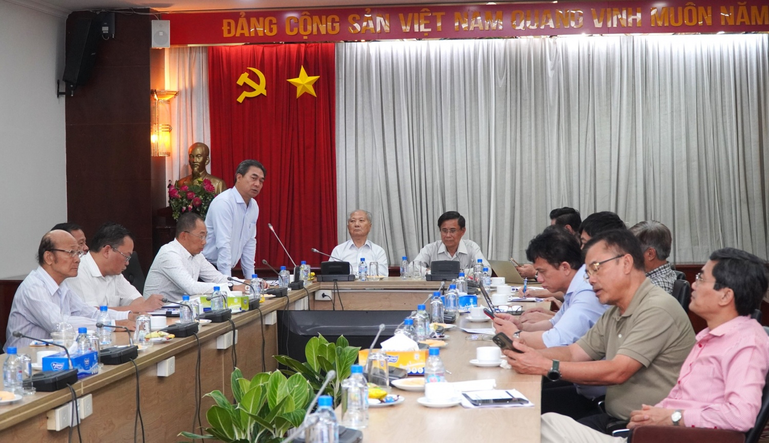 TW Hội Dầu khí Việt Nam tổ chức Hội nghị Giao ban với các đơn vị Hội viên tổ chức TW Hội Dầu khí Việt Nam tổ chức Hội nghị Giao ban với các đơn vị Hội viên tổ chức