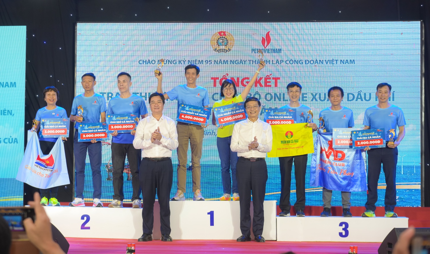 CDDK VN trao giải chạy CDDK VN trao giải chạy