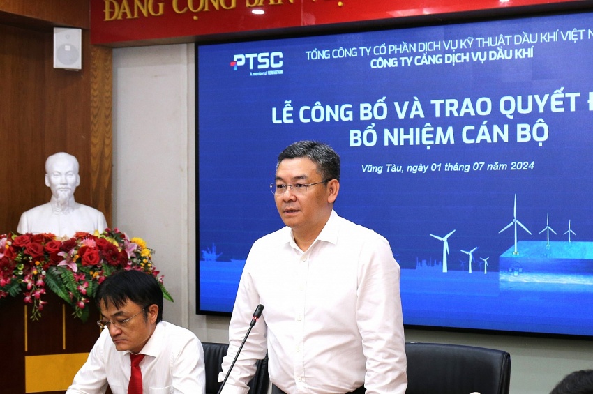 Công bố và trao Quyết định bổ nhiệm Giám đốc PTSC Supply Base Công bố và trao Quyết định bổ nhiệm Giám đốc PTSC Supply Base