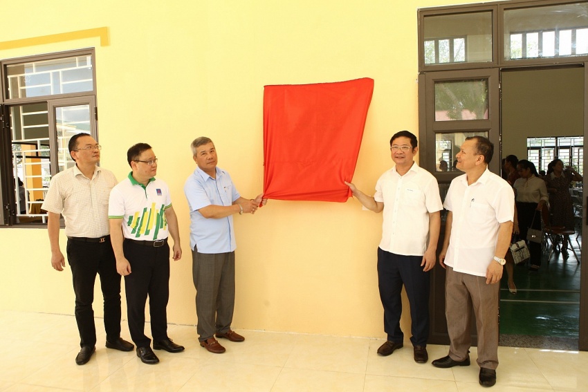 Petrovietnam hỗ trợ xây dựng trường, trạm tại huyện Triệu Sơn, tỉnh Thanh Hóa Petrovietnam hỗ trợ 8 tỷ đồng xây dựng trường, trạm tại huyện Triệu Sơn, tỉnh Thanh Hóa