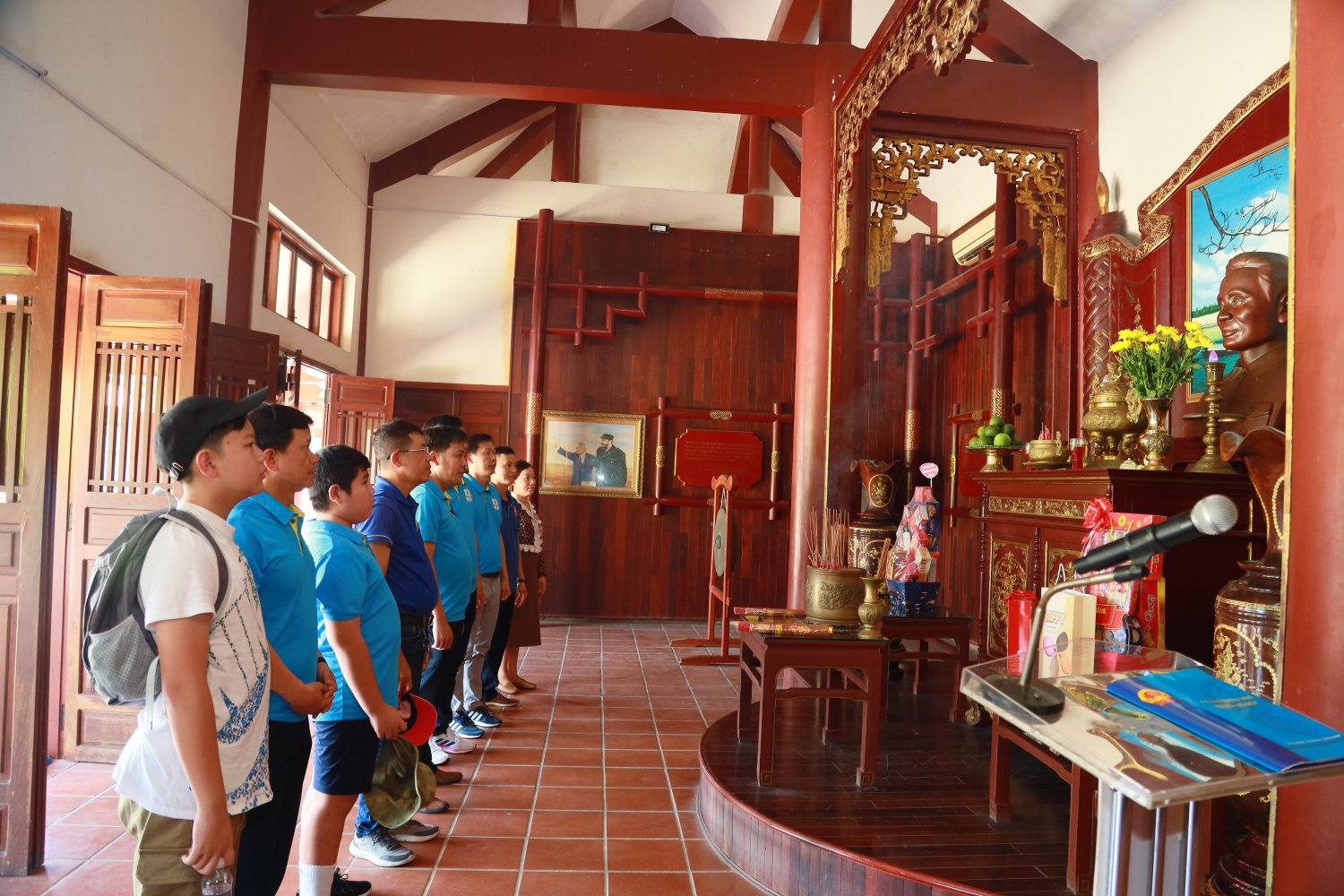 Chi bộ Phòng Sản xuất Điện hơi BSR tổ chức sinh hoạt “Một đội ngũ, một mục tiêu” Chi bộ Phòng Sản xuất Điện hơi BSR tổ chức sinh hoạt “Một đội ngũ, một mục tiêu”