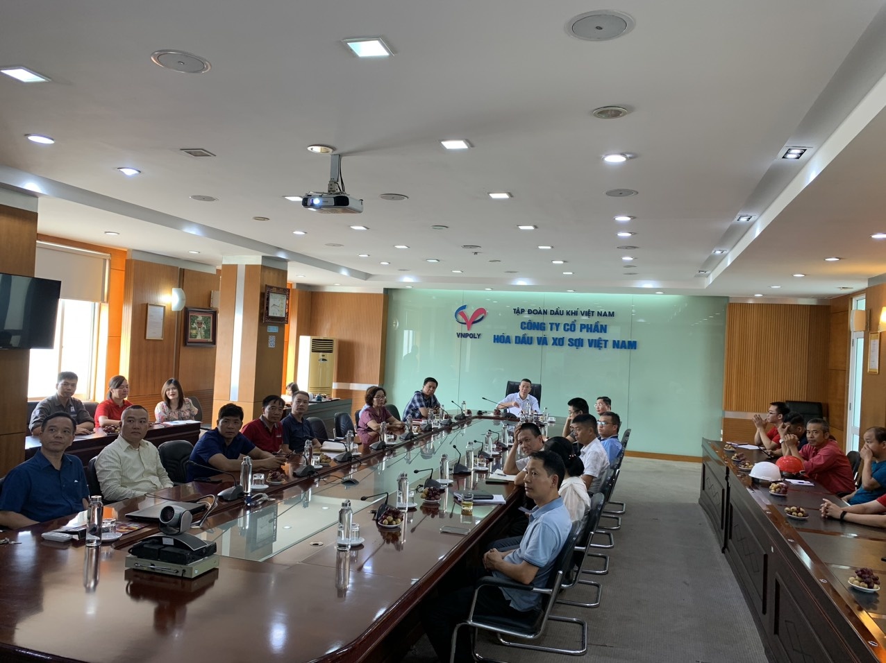 Gần 9 nghìn đảng viên Đảng bộ Tập đoàn Dầu khí Quốc gia Việt Nam học tập, quán triệt Quy định 144 QĐ/TW và Chỉ thị số 35-QĐ/TW Gần 9.000 đảng viên Đảng bộ Tập đoàn Dầu khí Quốc gia Việt Nam tham gia học tập, quán triệt Quy định số 144-QĐ/TW và Chỉ thị số 35-CT/TW