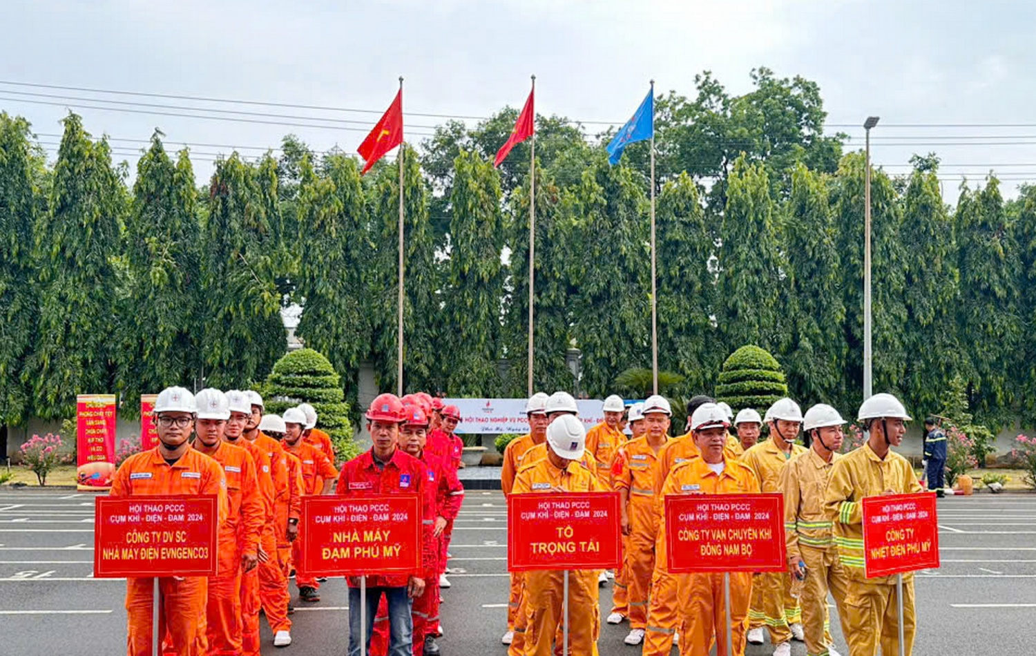 Lực lượng AT - PCCC cụm doanh nghiệp Khí – Điện – Đạm tỉnh Bà Rịa – Vũng Tàu Lực lượng AT - PCCC cụm doanh nghiệp Khí – Điện – Đạm tỉnh Bà Rịa – Vũng Tàu