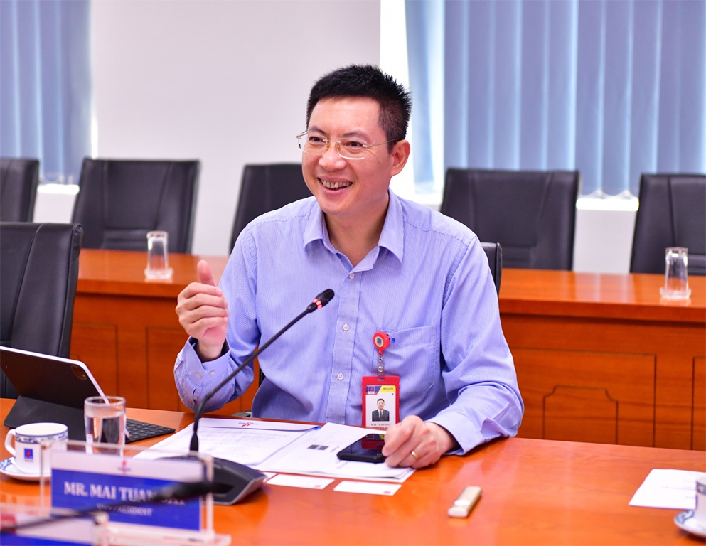 Phó Tổng Giám đốc BSR Mai Tuấn Đạt phát biểu tại buổi làm việc. Phó Tổng Giám đốc BSR Mai Tuấn Đạt phát biểu tại buổi làm việc.