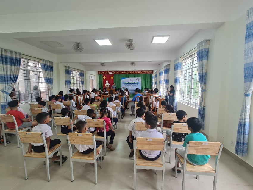 PVEP-POC với thông điệp “Bờ Biển Sạch – Tương Lai Xanh” PVEP-POC lan tỏa thông điệp “Bờ biển sạch – Tương lai xanh”