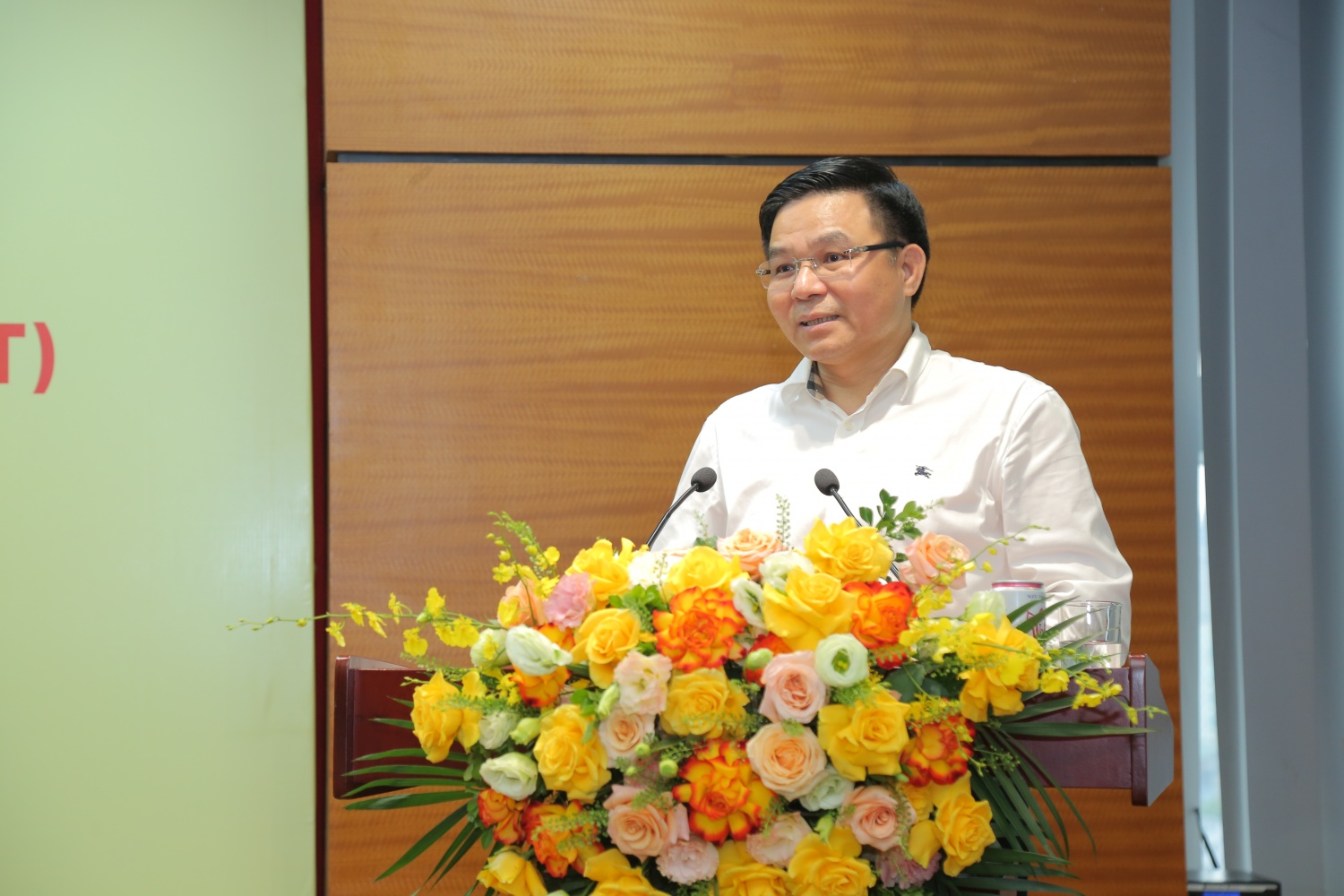 Lớp bồi dưỡng cán bộ quy hoạch Ủy viên BCH Trung ương khóa XIV khảo sát thực tế tại Petrovietnam Lớp bồi dưỡng cán bộ quy hoạch Ủy viên BCH Trung ương khóa XIV khảo sát thực tế tại Petrovietnam