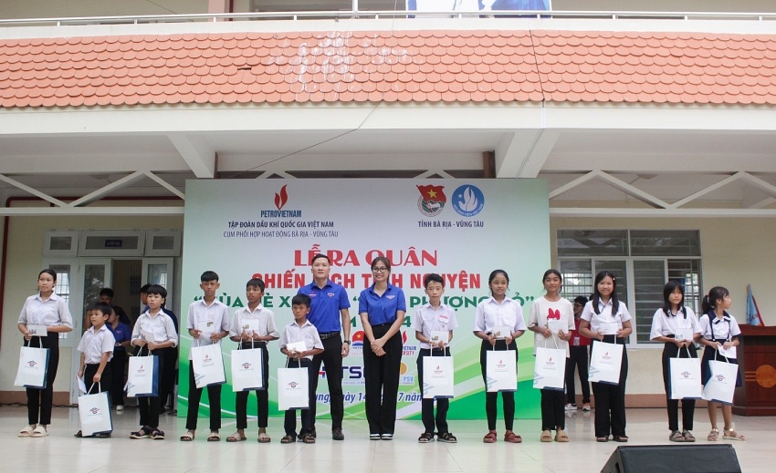Cụm phối hợp hoạt động Bà Rịa - Vũng Tàu tổ chức lễ ra quân chiến dịch Cụm phối hợp hoạt động Bà Rịa - Vũng Tàu tổ chức ra quân chiến dịch “Mùa hè xanh” năm 2024