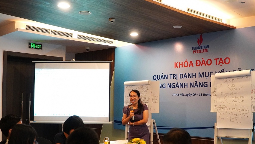 Khóa đào tạo “Quản trị danh mục vốn đầu tư trong ngành năng lượng” Khóa đào tạo Quản trị danh mục vốn đầu tư trong ngành năng lượng