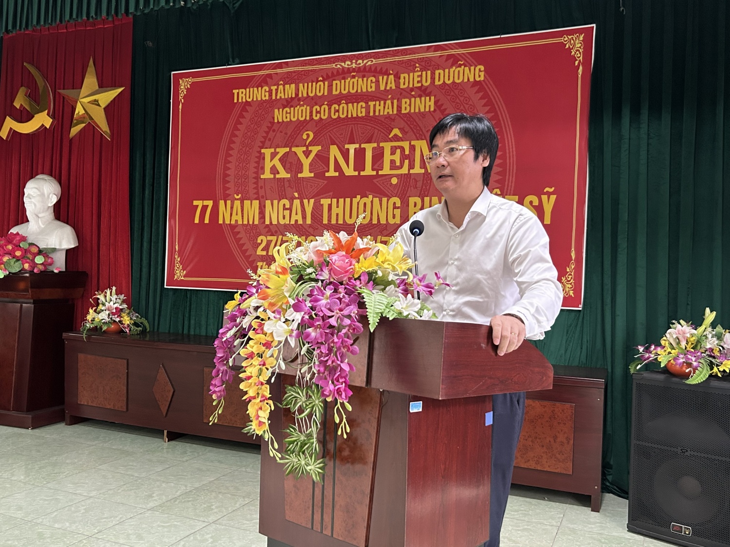 Đồng chí Nguyễn Mạnh - Phó Chủ tịch CĐ DKVN phát biểu tại buổi thăm, tặng quà Đoàn công tác Petrovietnam tri ân các thương bệnh binh