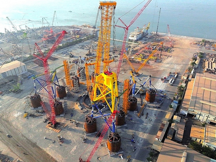 undefined Dịch vụ kỹ thuật dầu khí: Hành trình vươn xa