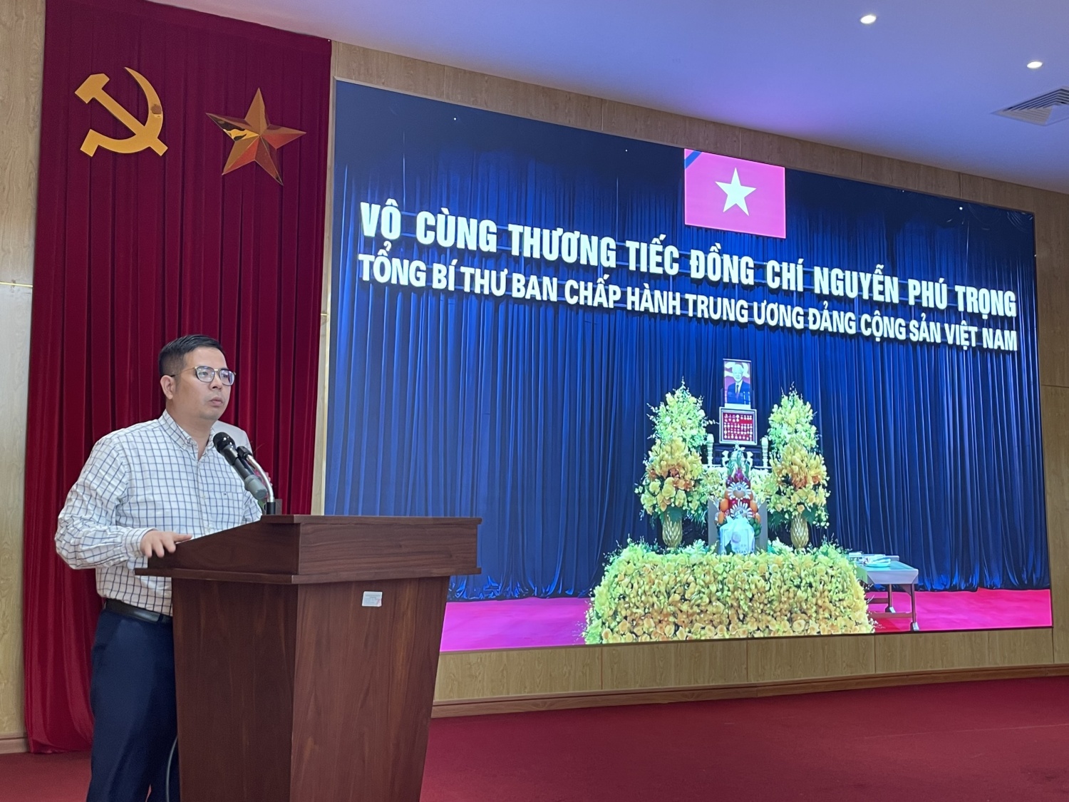 Ngành Dầu khí tưởng nhớ Tổng Bí thư Nguyễn Phú Trọng Ngành Dầu khí tưởng nhớ Tổng Bí thư Nguyễn Phú Trọng